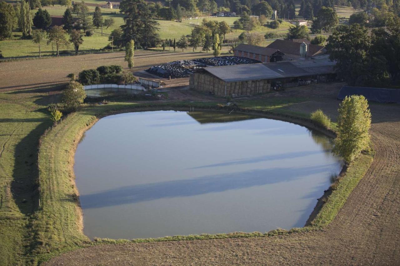 Chambre D'Hotes La Ferme De La Croix. Saint-Avit-Sénieur Exteriér fotografie