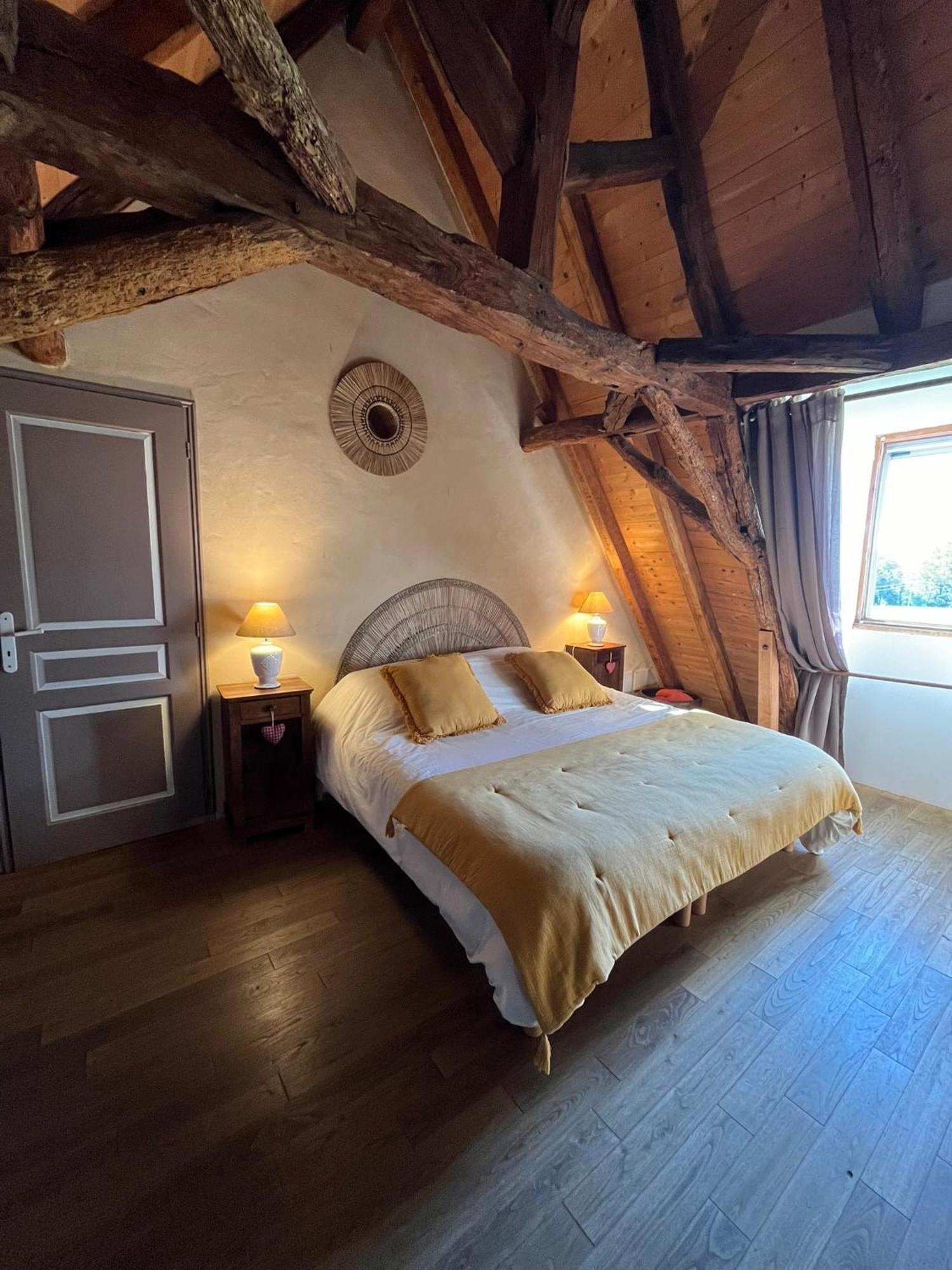 Chambre D'Hotes La Ferme De La Croix. Saint-Avit-Sénieur Exteriér fotografie